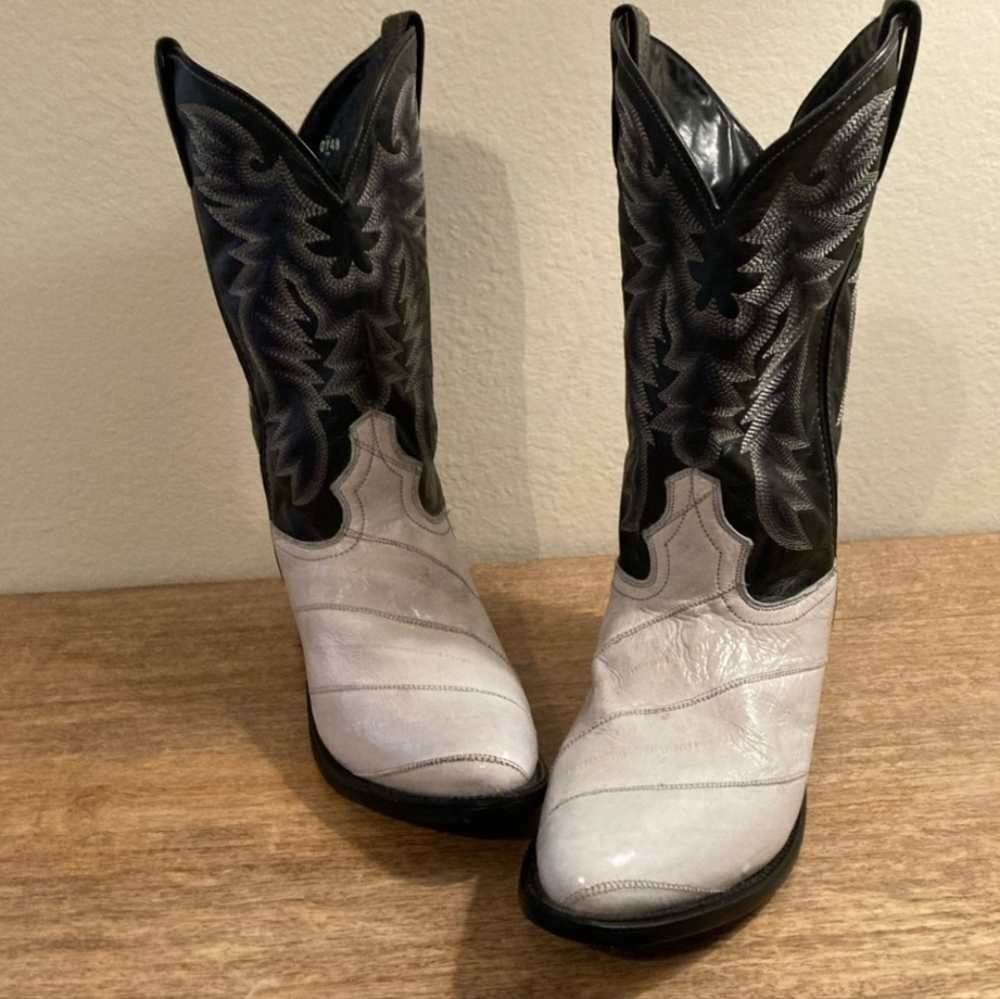Men's Laredo Eel Skin Black and Gray Western Boots